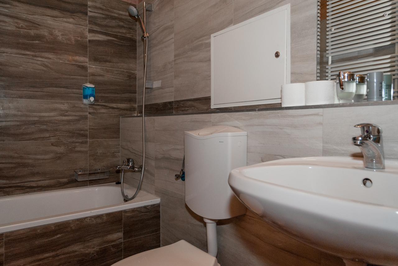 Anva House Hotel Budapest Eksteriør billede